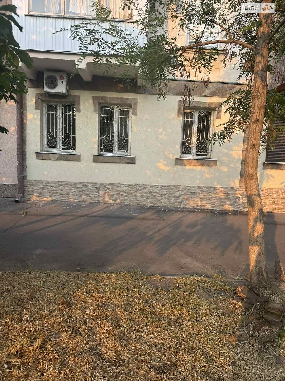 Продаж частини будинку в Миколаєві, провулок Корабелів (Центр) 2, район Заводський, 3 кімнати фото 1 Продаж частини будинку в Миколаєві, провулок Корабелів (Центр) 2, район Заводський, 3 кімнати фото 1