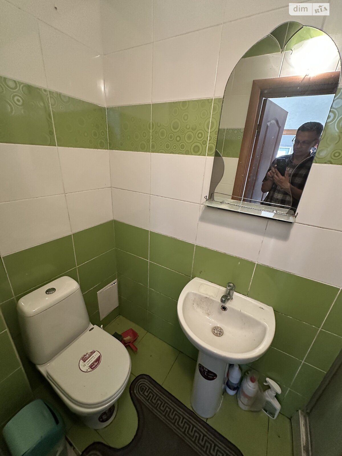 Продаж частини будинку в Одесі, район Дзержинського, 1 кімната фото 1 Продаж частини будинку в Одесі, район Дзержинського, 1 кімната фото 1
