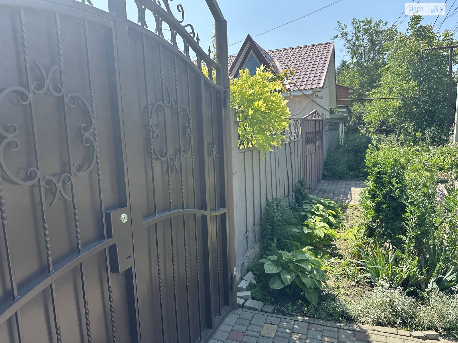Продаж частини будинку в Одесі, район Дзержинського, 1 кімната фото 1 Продаж частини будинку в Одесі, район Дзержинського, 1 кімната фото 1