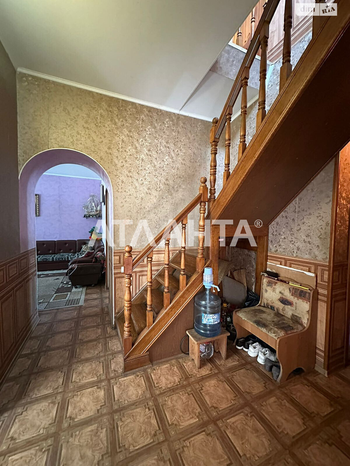 Продаж частини будинку в Одесі, вулиця Ломоносова, район Хаджибейський, 5 кімнат фото 1 Продаж частини будинку в Одесі, вулиця Ломоносова, район Хаджибейський, 5 кімнат фото 1