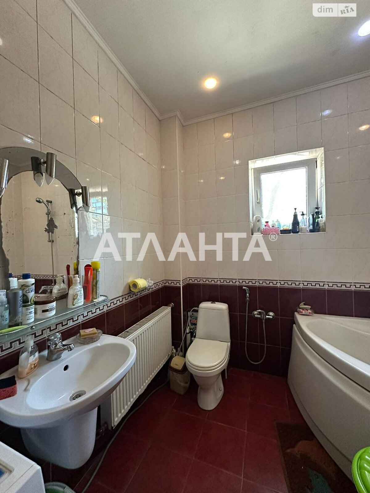 Продаж частини будинку в Одесі, вулиця Ломоносова, район Хаджибейський, 5 кімнат фото 1 Продаж частини будинку в Одесі, вулиця Ломоносова, район Хаджибейський, 5 кімнат фото 1
