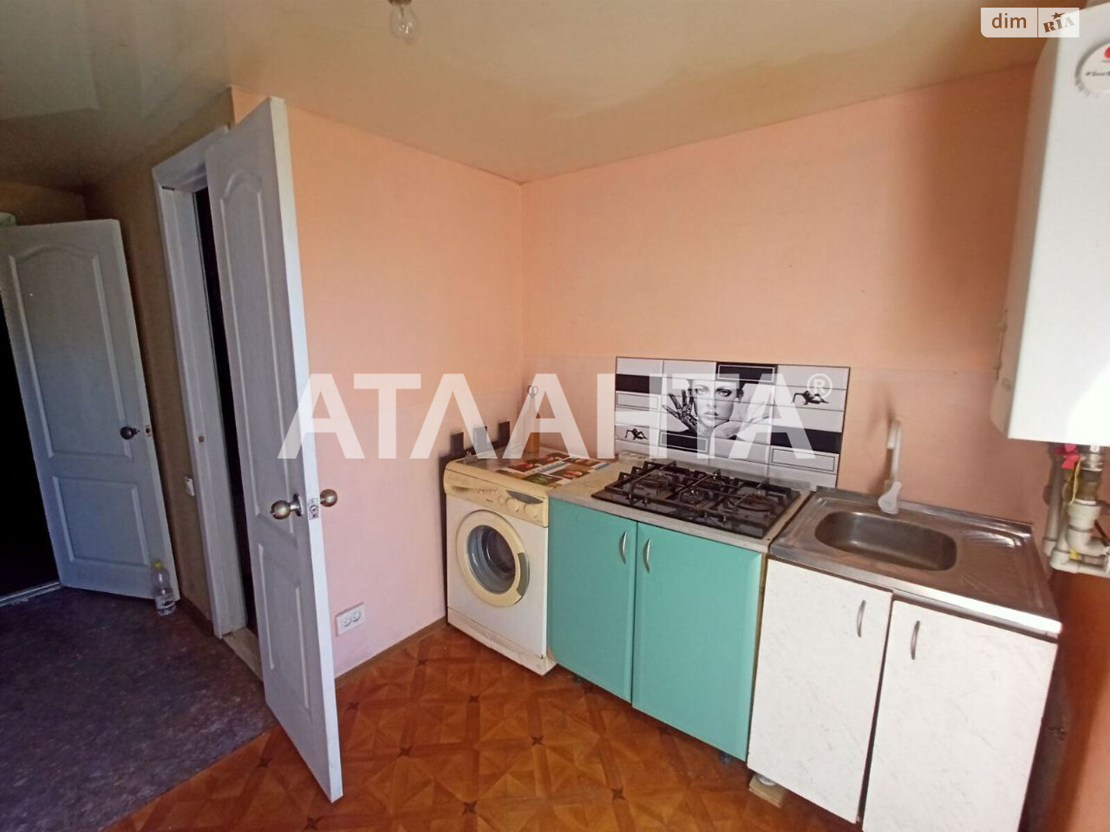 Продажа части дома в Одессе, улица Станислава Узикова (Генерала Гудовича), район Хаджибейский, 2 комнаты фото 1 Продажа части дома в Одессе, улица Станислава Узикова (Генерала Гудовича), район Хаджибейский, 2 комнаты фото 1