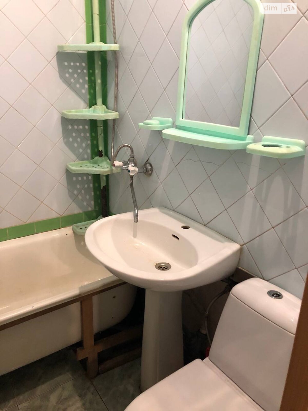 Продажа части дома в Одессе, район Таирова, 3 комнаты фото 1 Продажа части дома в Одессе, район Таирова, 3 комнаты фото 1
