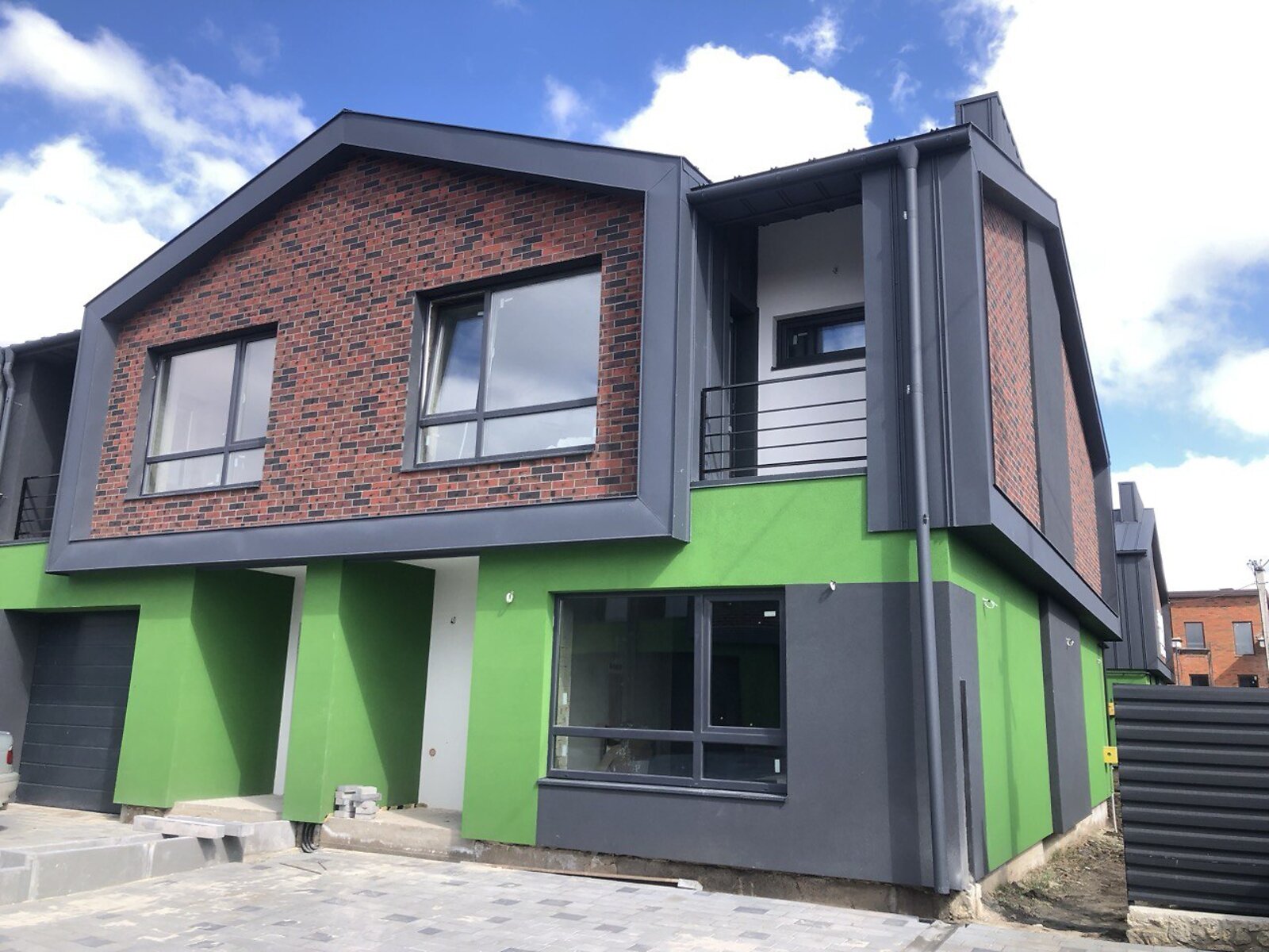 Продажа части дома в Петрикове, улица Зелёная, 4 комнаты фото 1 Продажа части дома в Петрикове, улица Зелёная, 4 комнаты фото 1