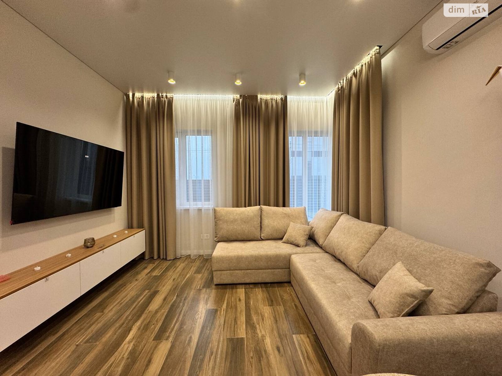 Продажа части дома в Петропавловской Борщаговке, улица Полтавская, 2 комнаты фото 1 Продажа части дома в Петропавловской Борщаговке, улица Полтавская, 2 комнаты фото 1