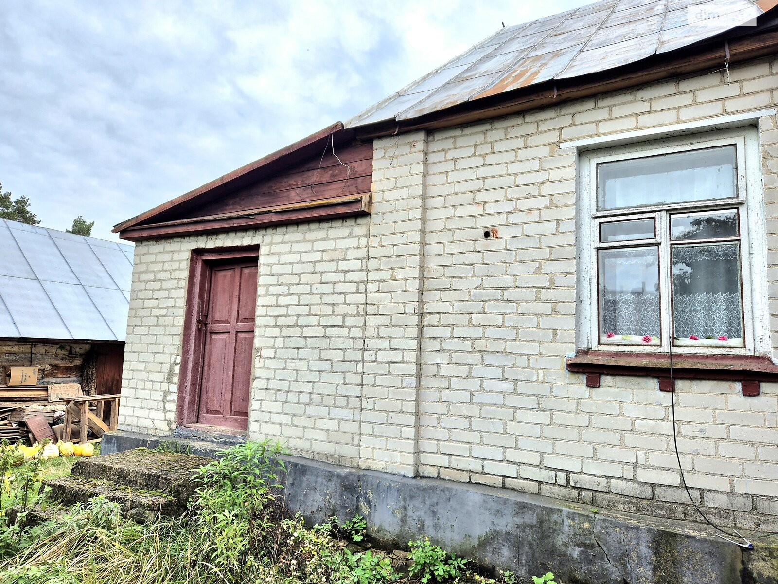 Продаж частини будинку в Пісках, вулиця Поліська, район Корольовский, 1 кімната фото 1 Продаж частини будинку в Пісках, вулиця Поліська, район Корольовский, 1 кімната фото 1