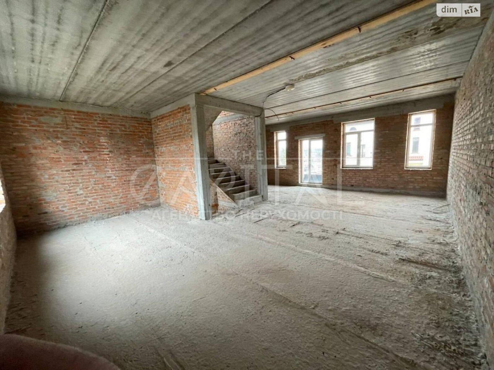 Продаж частини будинку в Підгірцях, 4 кімнати фото 1