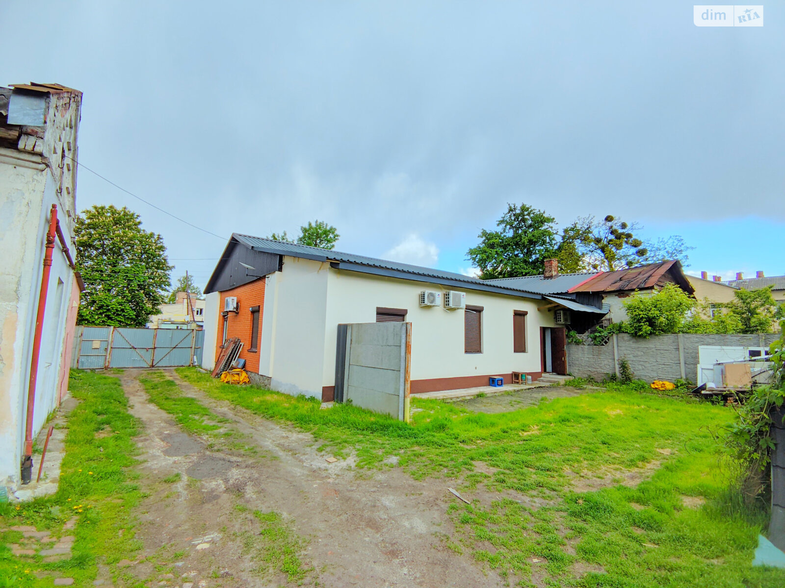 Продаж частини будинку в Полтаві, район Центр, 1 кімната фото 1 Продаж частини будинку в Полтаві, район Центр, 1 кімната фото 1