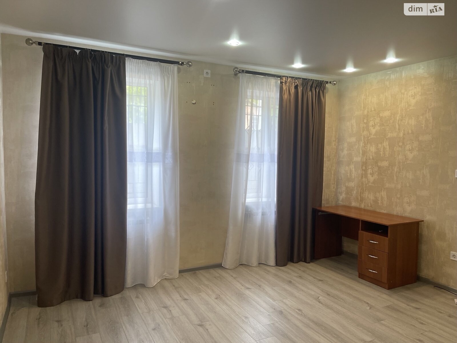 Продажа части дома в Полтаве, район Шевченковский (Октябрьский), 1 комната фото 1 Продажа части дома в Полтаве, район Шевченковский (Октябрьский), 1 комната фото 1