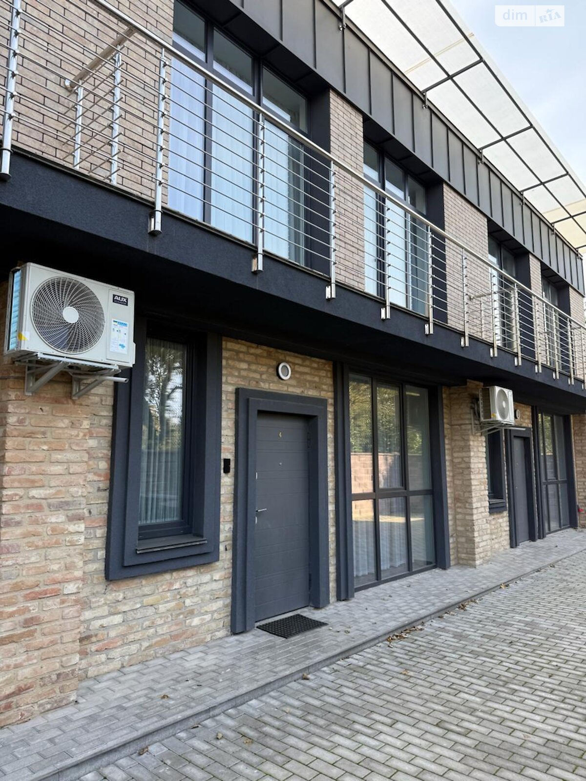Продажа части дома в Ровно, улица Савура Клима, район 12-школа, 2 комнаты фото 1 Продажа части дома в Ровно, улица Савура Клима, район 12-школа, 2 комнаты фото 1