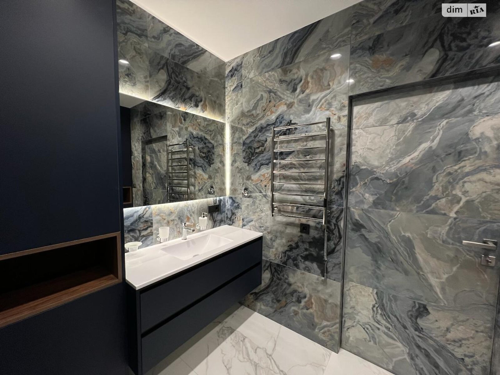 Продаж частини будинку в Рівному, вулиця Савура Клима 17, район 12-школа, 2 кімнати фото 1 Продаж частини будинку в Рівному, вулиця Савура Клима 17, район 12-школа, 2 кімнати фото 1