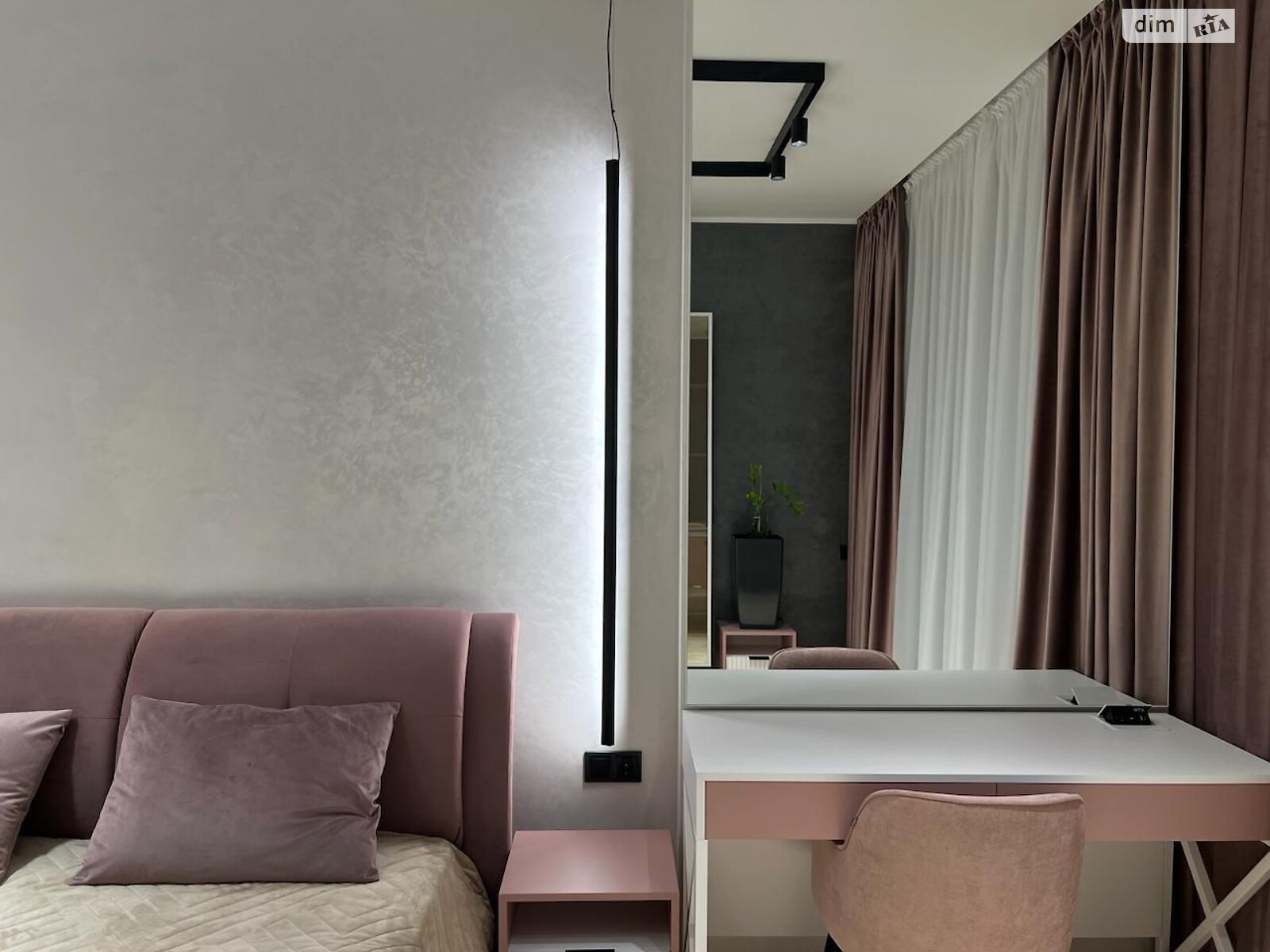 Продаж частини будинку в Рівному, вулиця Савура Клима 17, район 12-школа, 2 кімнати фото 1 Продаж частини будинку в Рівному, вулиця Савура Клима 17, район 12-школа, 2 кімнати фото 1