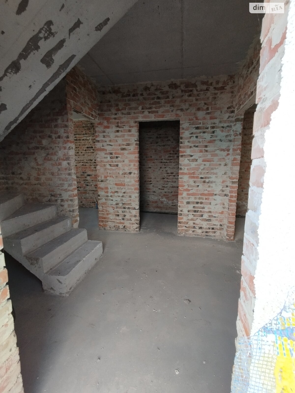 Продаж частини будинку в Рівному, район Авторинок, 4 кімнати фото 1 Продаж частини будинку в Рівному, район Авторинок, 4 кімнати фото 1