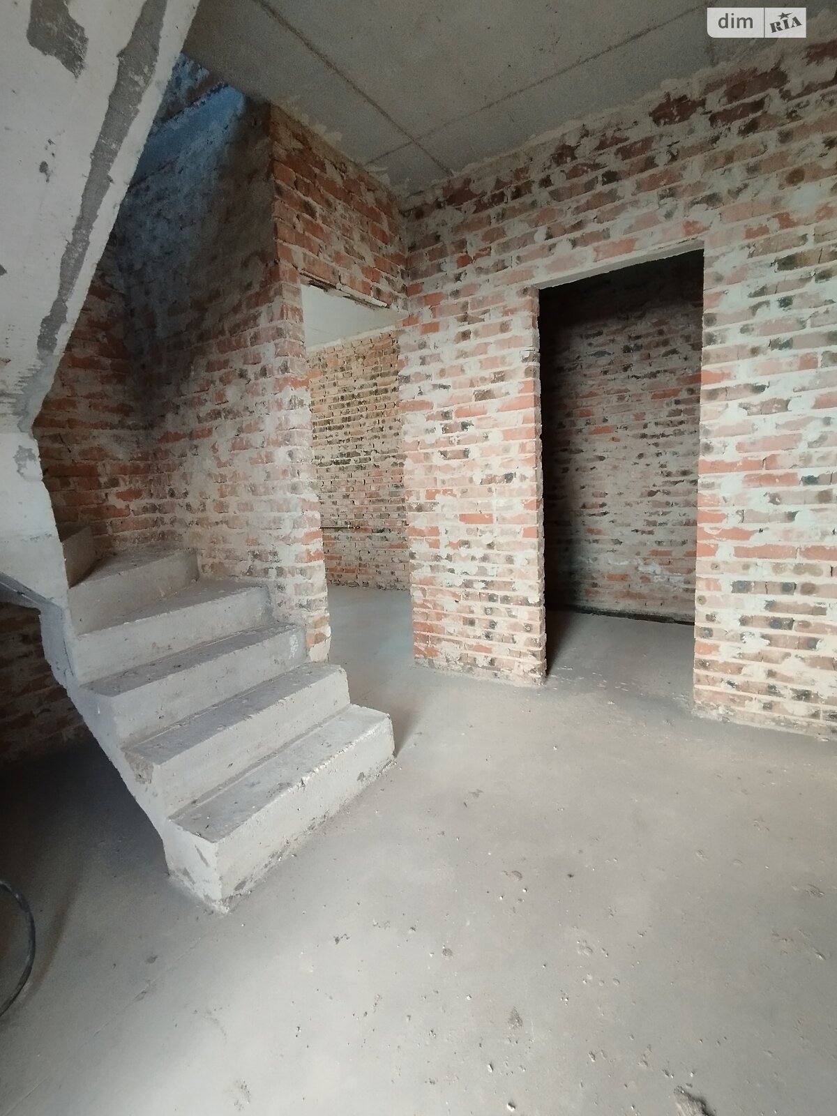 Продаж частини будинку в Рівному, район Авторинок, 4 кімнати фото 1 Продаж частини будинку в Рівному, район Авторинок, 4 кімнати фото 1