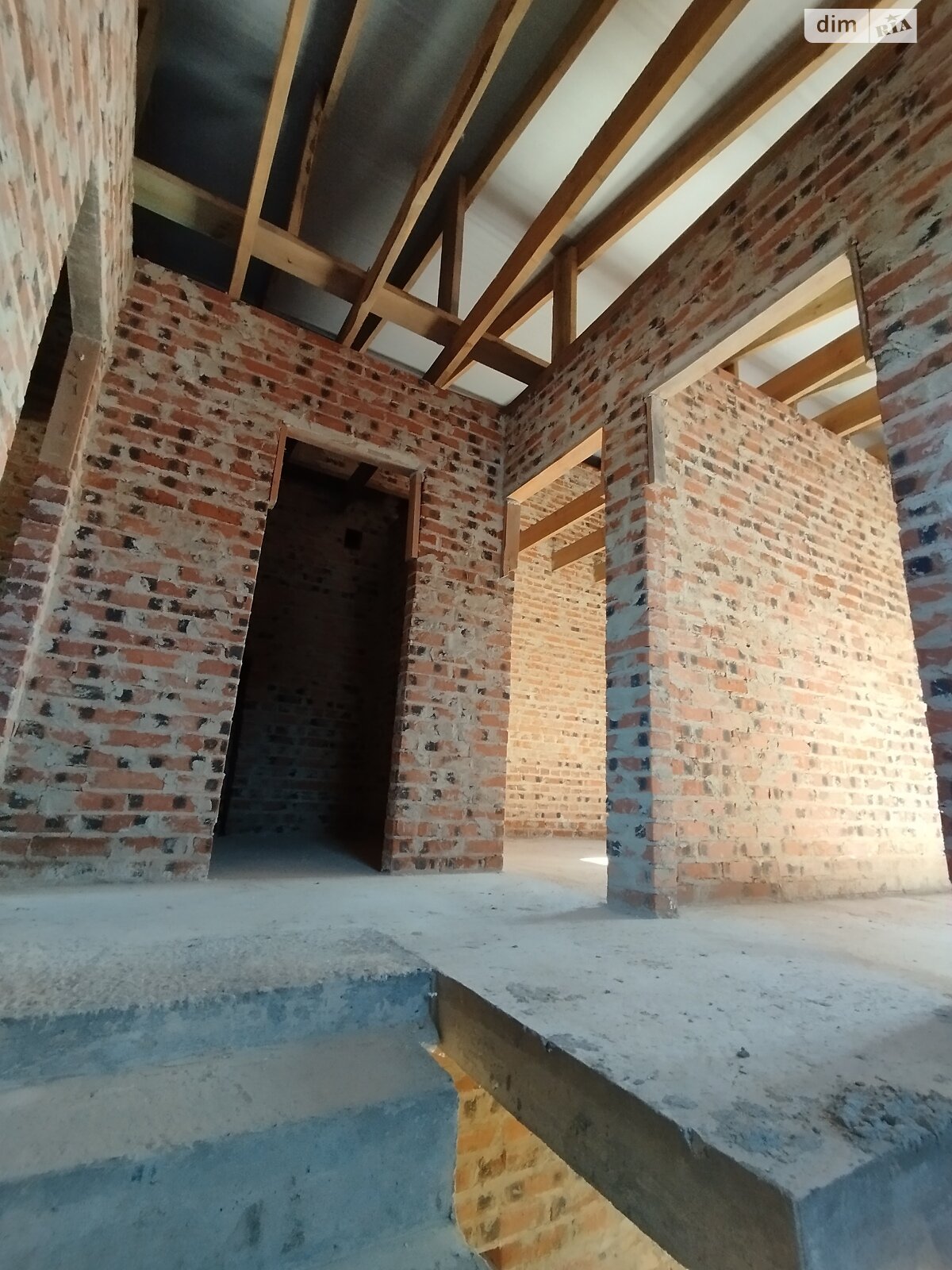Продажа части дома в Ровно, улица Кулика и Гудачека (Макарова), район Авторынок, 4 комнаты фото 1 Продажа части дома в Ровно, улица Кулика и Гудачека (Макарова), район Авторынок, 4 комнаты фото 1