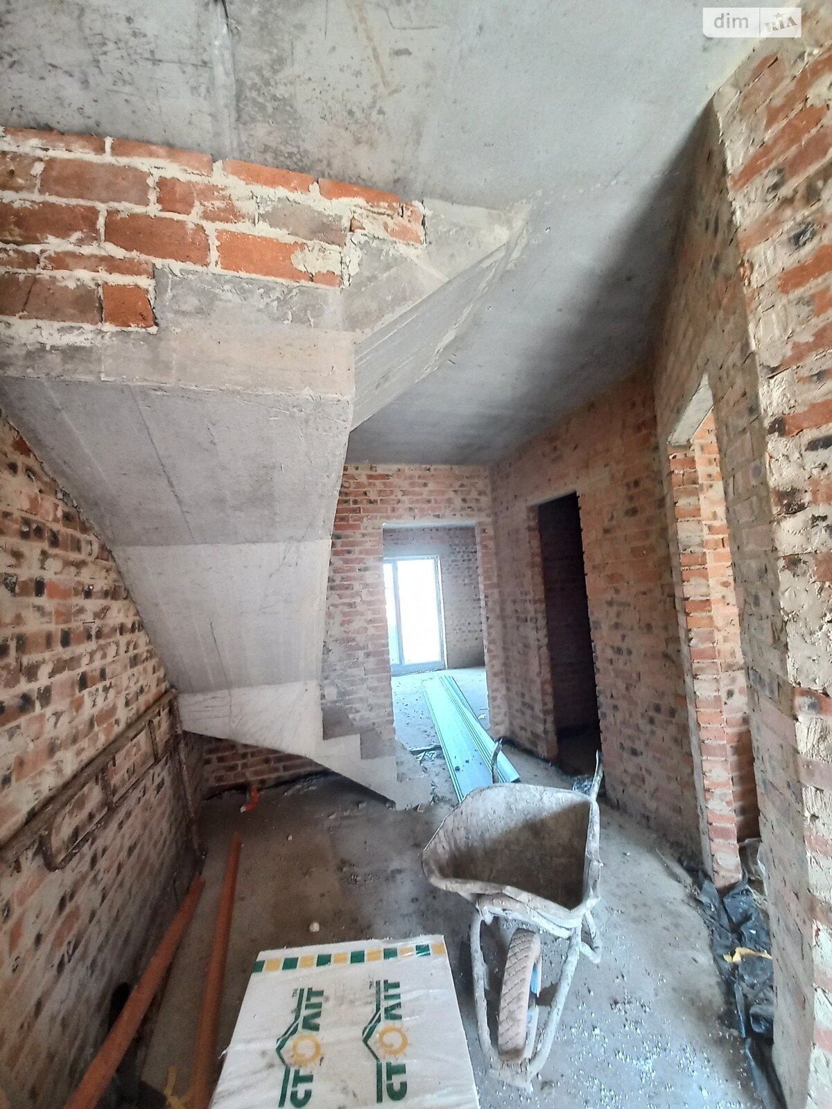 Продажа части дома в Ровно, улица Кулика и Гудачека (Макарова), район Авторынок, 4 комнаты фото 1 Продажа части дома в Ровно, улица Кулика и Гудачека (Макарова), район Авторынок, 4 комнаты фото 1