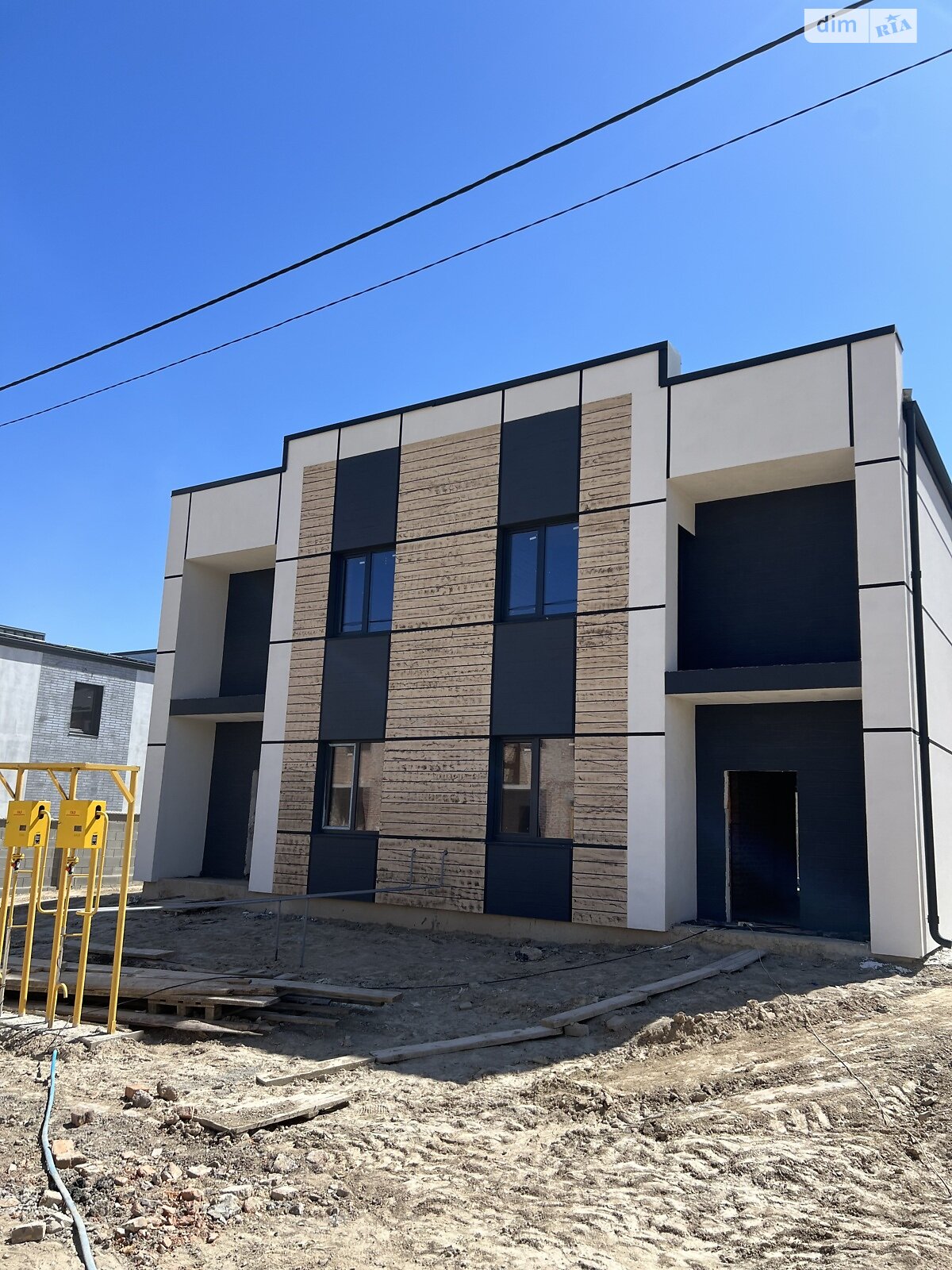 Продажа части дома в Ровно, улица Кулика и Гудачека (Макарова), район Авторынок, 4 комнаты фото 1 Продажа части дома в Ровно, улица Кулика и Гудачека (Макарова), район Авторынок, 4 комнаты фото 1
