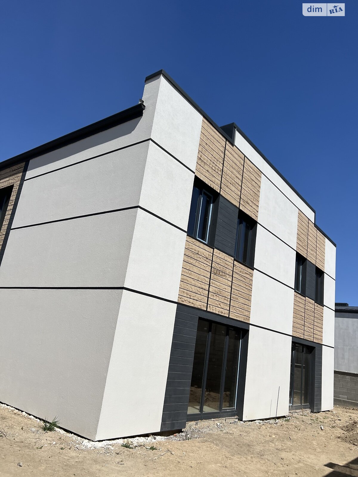 Продажа части дома в Ровно, улица Кулика и Гудачека (Макарова), район Авторынок, 4 комнаты фото 1 Продажа части дома в Ровно, улица Кулика и Гудачека (Макарова), район Авторынок, 4 комнаты фото 1