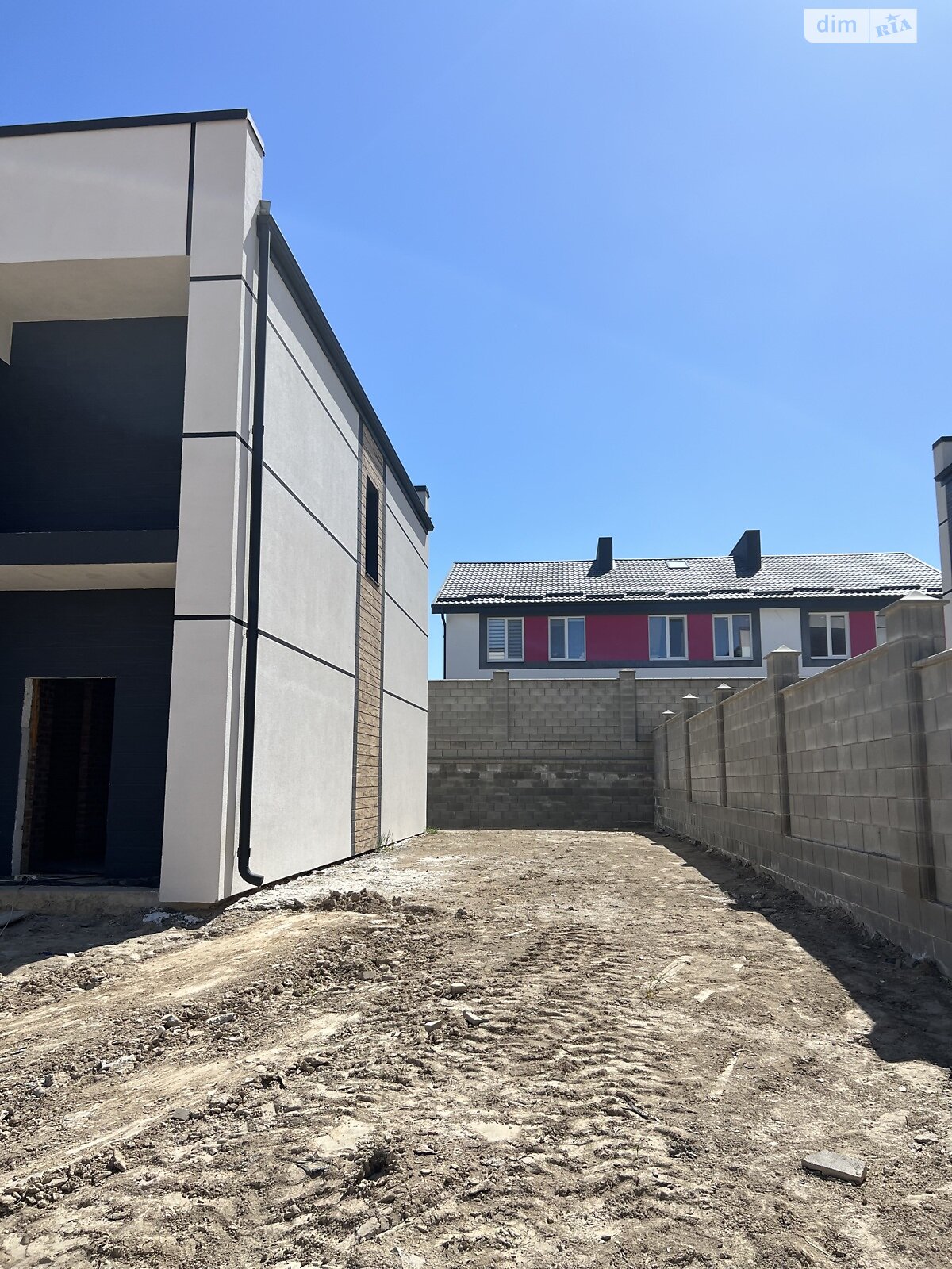 Продажа части дома в Ровно, улица Кулика и Гудачека (Макарова), район Авторынок, 4 комнаты фото 1 Продажа части дома в Ровно, улица Кулика и Гудачека (Макарова), район Авторынок, 4 комнаты фото 1