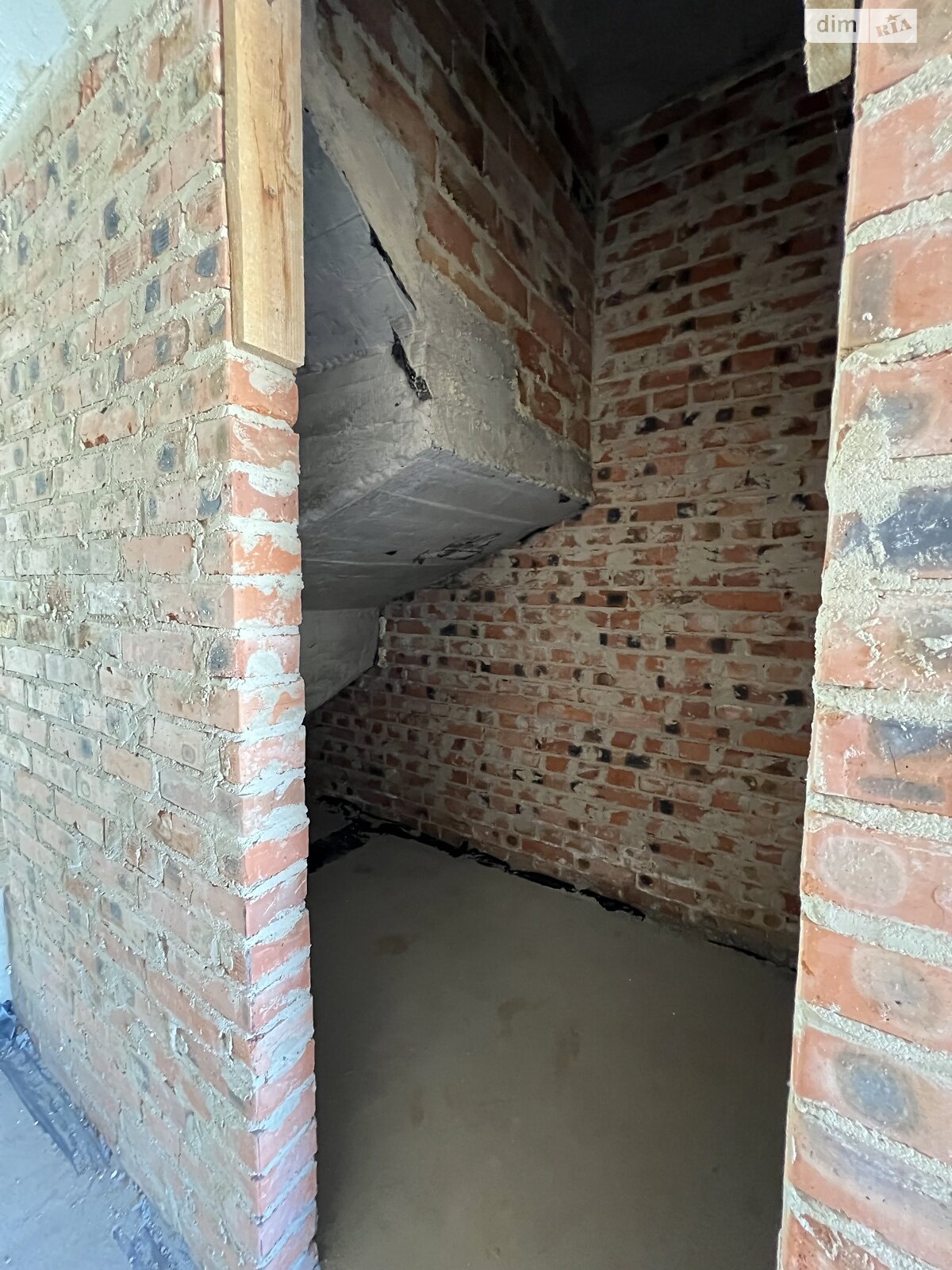 Продажа части дома в Ровно, улица Кулика и Гудачека (Макарова), район Авторынок, 4 комнаты фото 1 Продажа части дома в Ровно, улица Кулика и Гудачека (Макарова), район Авторынок, 4 комнаты фото 1