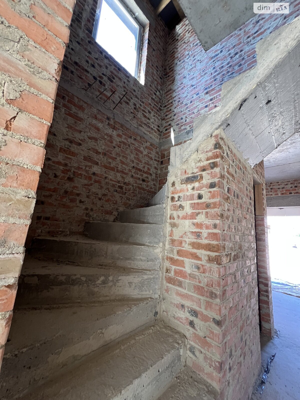 Продажа части дома в Ровно, улица Кулика и Гудачека (Макарова), район Авторынок, 4 комнаты фото 1 Продажа части дома в Ровно, улица Кулика и Гудачека (Макарова), район Авторынок, 4 комнаты фото 1