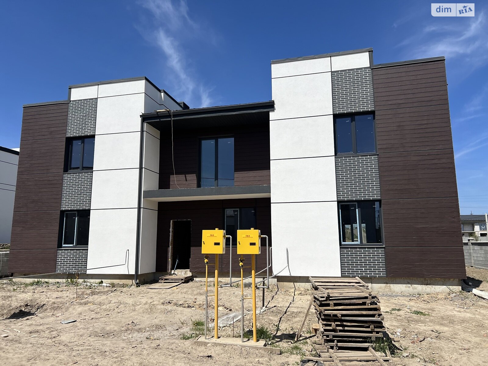 Продажа части дома в Ровно, улица Кулика и Гудачека (Макарова), район Авторынок, 4 комнаты фото 1 Продажа части дома в Ровно, улица Кулика и Гудачека (Макарова), район Авторынок, 4 комнаты фото 1