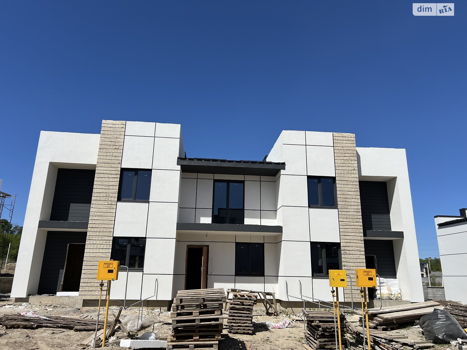 Продажа части дома в Ровно, улица Кулика и Гудачека (Макарова), район Авторынок, 4 комнаты фото 1 Продажа части дома в Ровно, улица Кулика и Гудачека (Макарова), район Авторынок, 4 комнаты фото 1