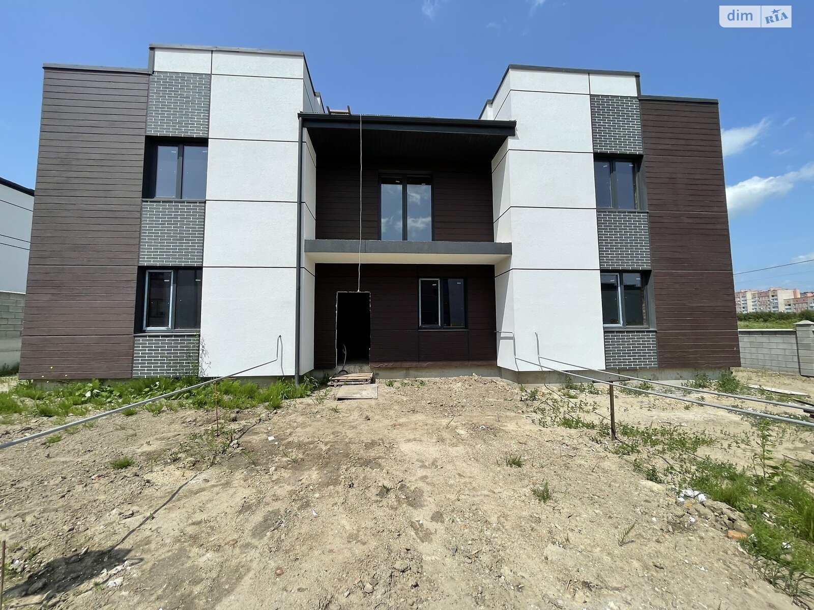 Продаж частини будинку в Рівному, район Авторинок, 4 кімнати фото 1 Продаж частини будинку в Рівному, район Авторинок, 4 кімнати фото 1