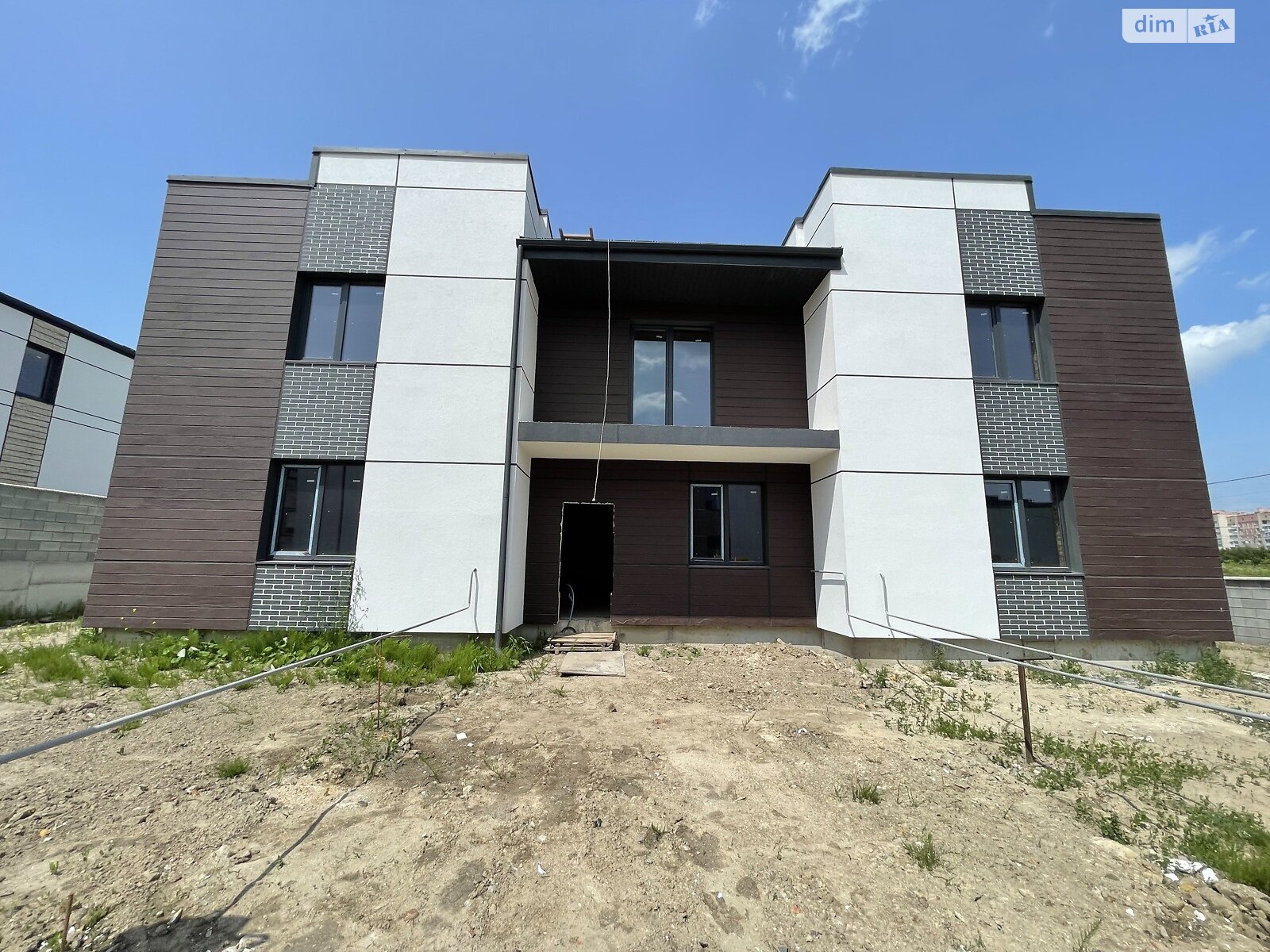 Продаж частини будинку в Рівному, район Авторинок, 4 кімнати фото 1 Продаж частини будинку в Рівному, район Авторинок, 4 кімнати фото 1
