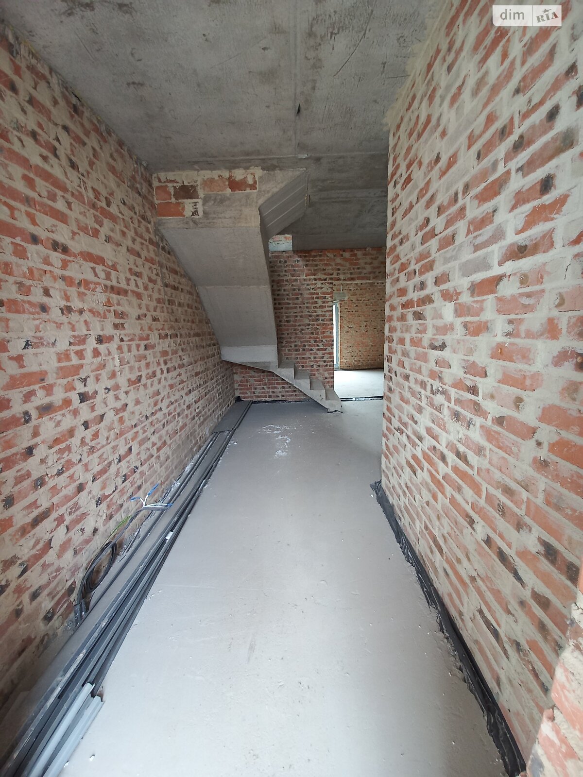 Продаж частини будинку в Рівному, район Авторинок, 4 кімнати фото 1 Продаж частини будинку в Рівному, район Авторинок, 4 кімнати фото 1
