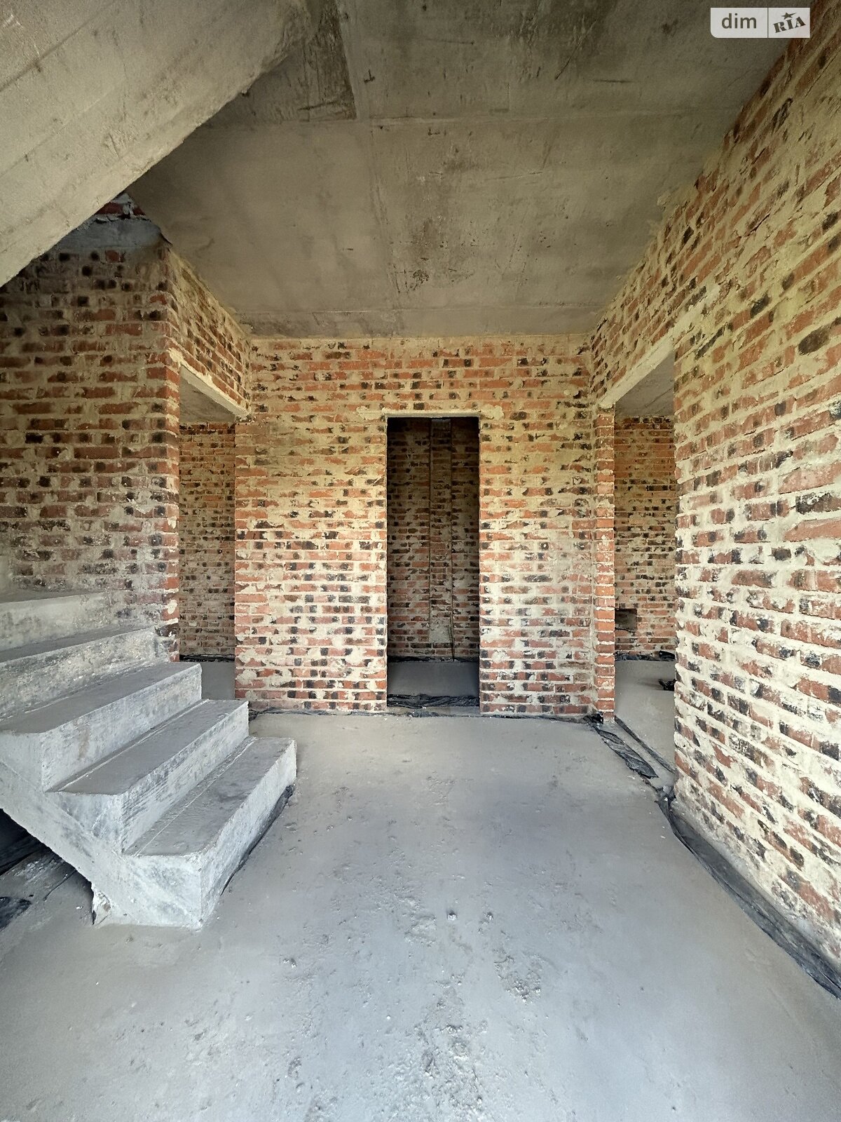 Продажа части дома в Ровно, улица Кулика и Гудачека (Макарова), район Авторынок, 4 комнаты фото 1 Продажа части дома в Ровно, улица Кулика и Гудачека (Макарова), район Авторынок, 4 комнаты фото 1