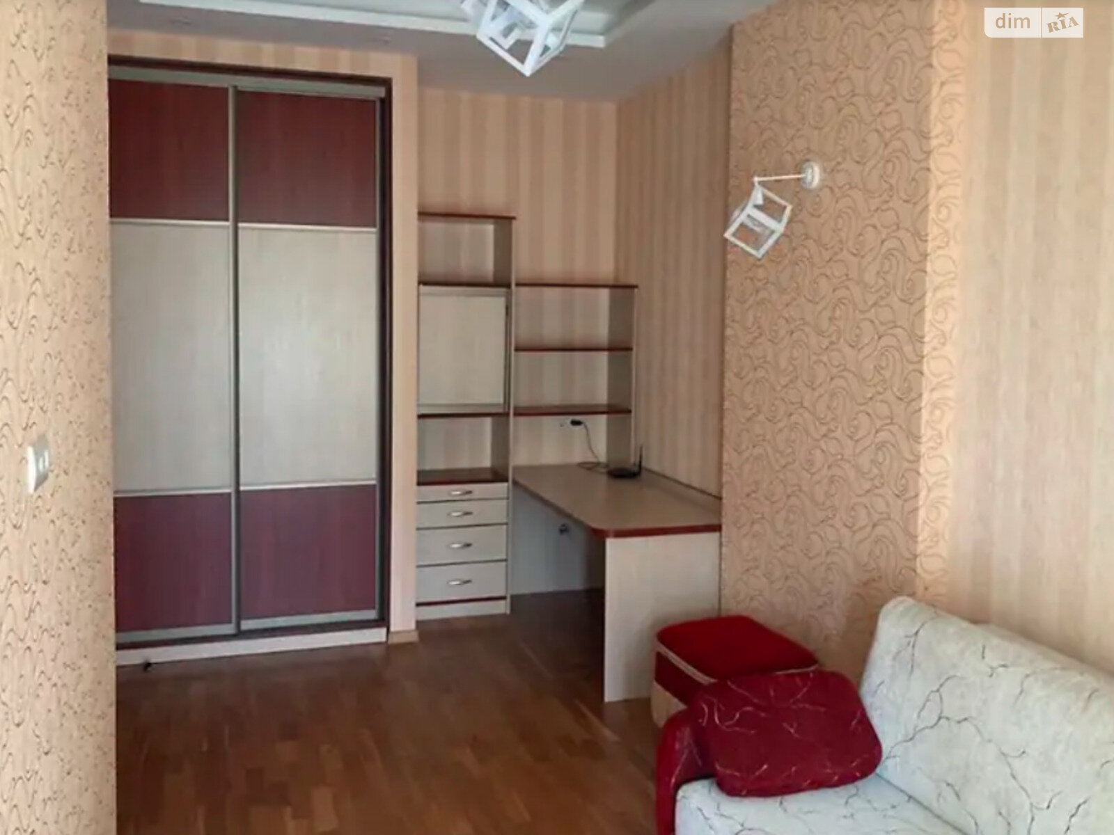 Продажа части дома в Ровно, улица Степана Демьянчука, район Автовокзал, 4 комнаты фото 1