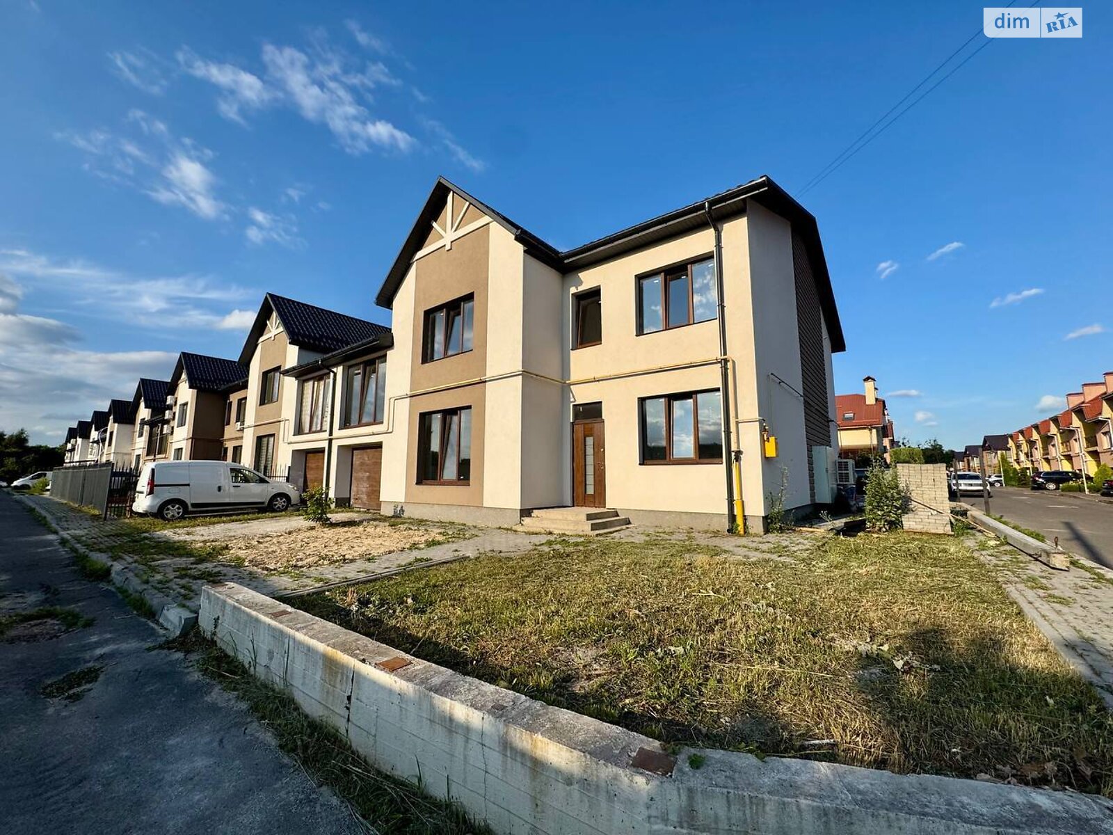 Продажа части дома в Ровно, район Автовокзал, 3 комнаты фото 1 Продажа части дома в Ровно, район Автовокзал, 3 комнаты фото 1