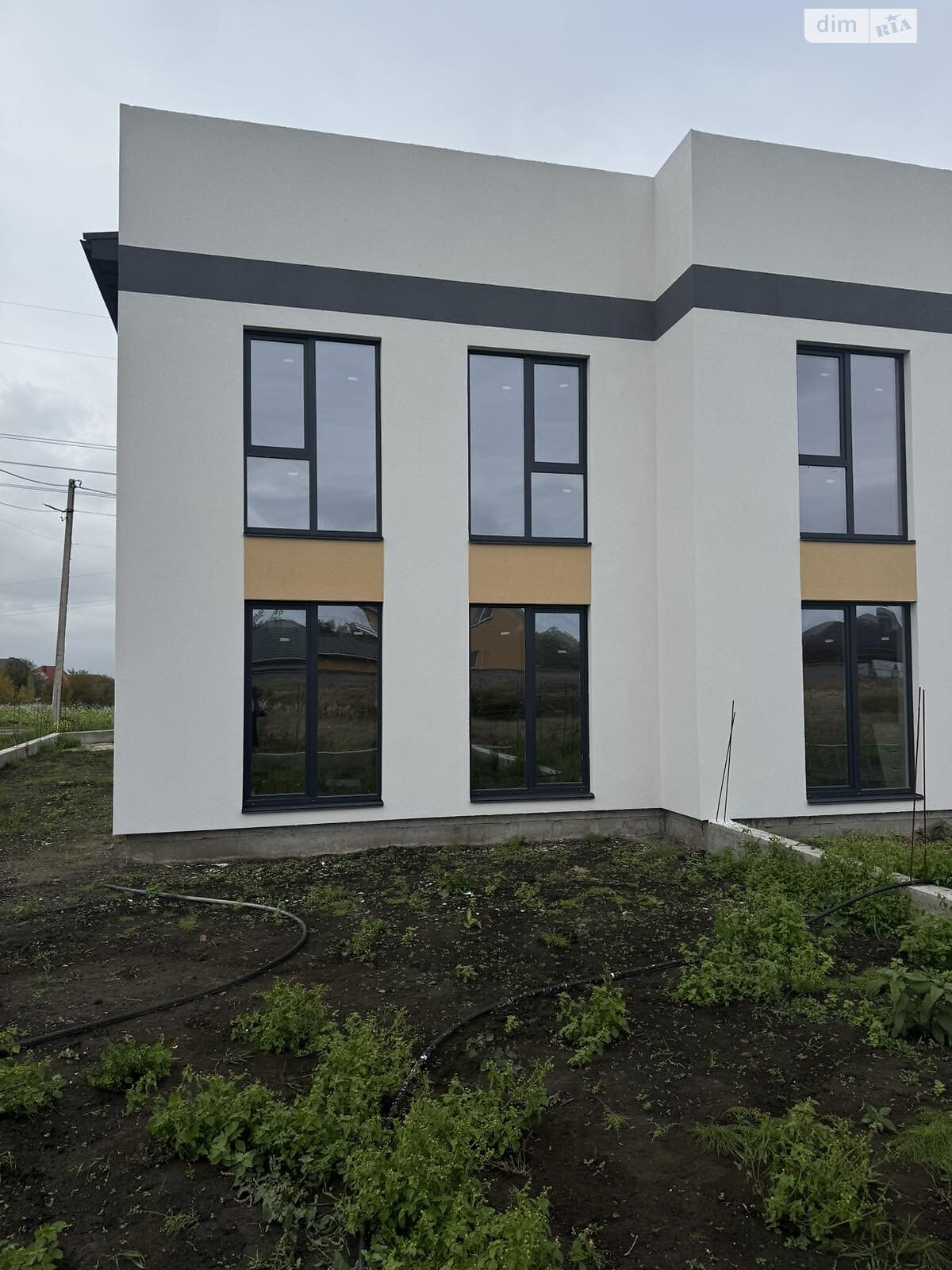 Продажа части дома в Ровно, улица Гарная, 4 комнаты фото 1 Продажа части дома в Ровно, улица Гарная, 4 комнаты фото 1