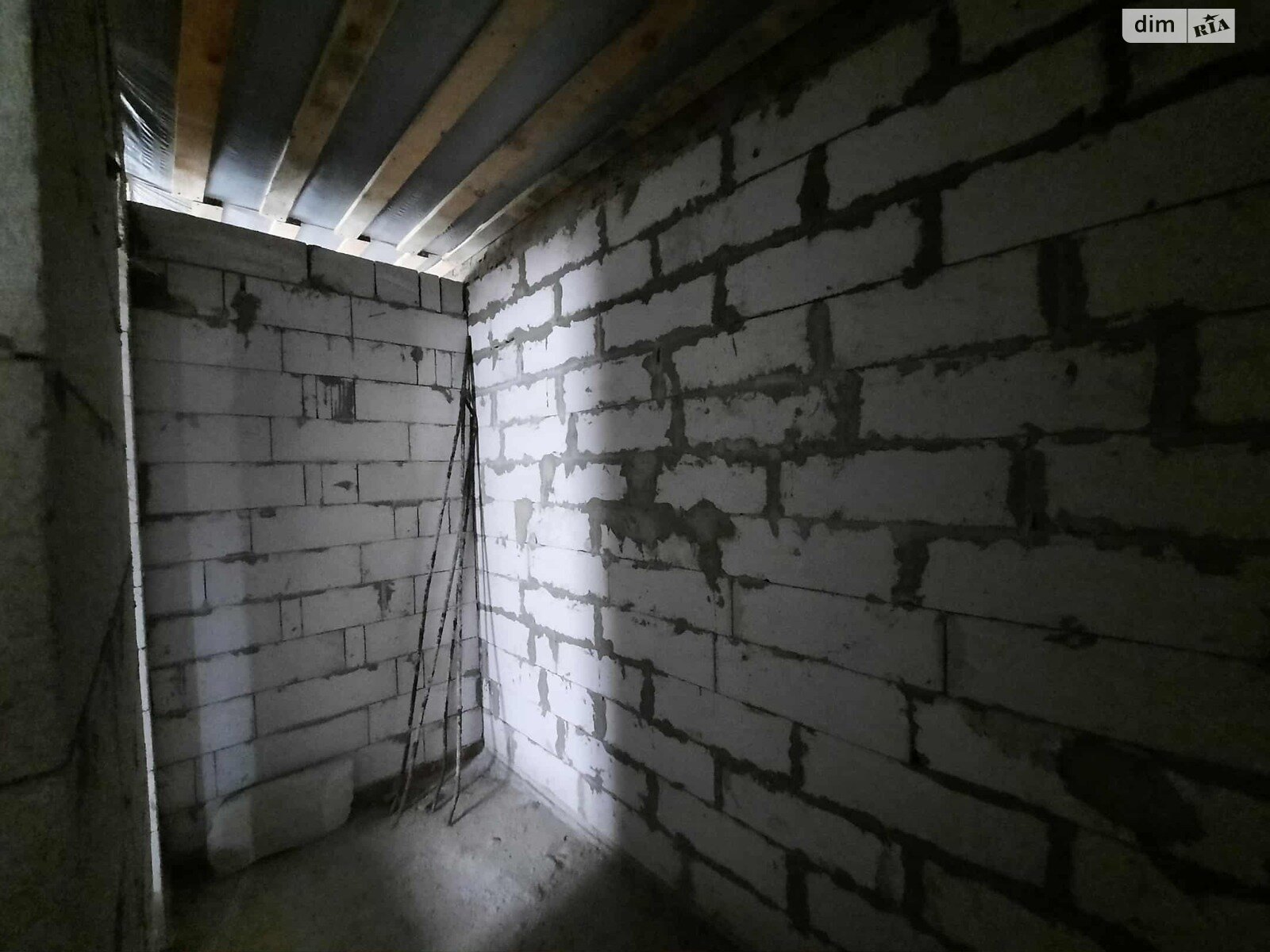 Продажа части дома в Ровно, улица Константина Литвина, район Красные Горы, 2 комнаты фото 1 Продажа части дома в Ровно, улица Константина Литвина, район Красные Горы, 2 комнаты фото 1