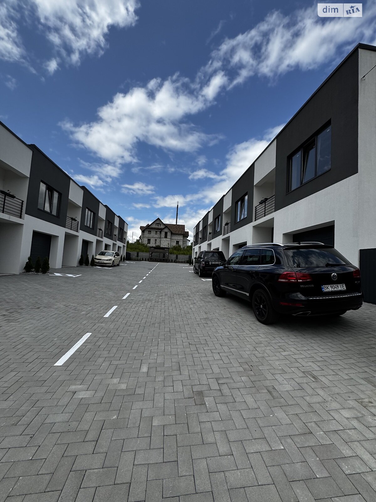 Продажа части дома в Ровно, улица Весенняя, район Красные Горы, 3 комнаты фото 1 Продажа части дома в Ровно, улица Весенняя, район Красные Горы, 3 комнаты фото 1