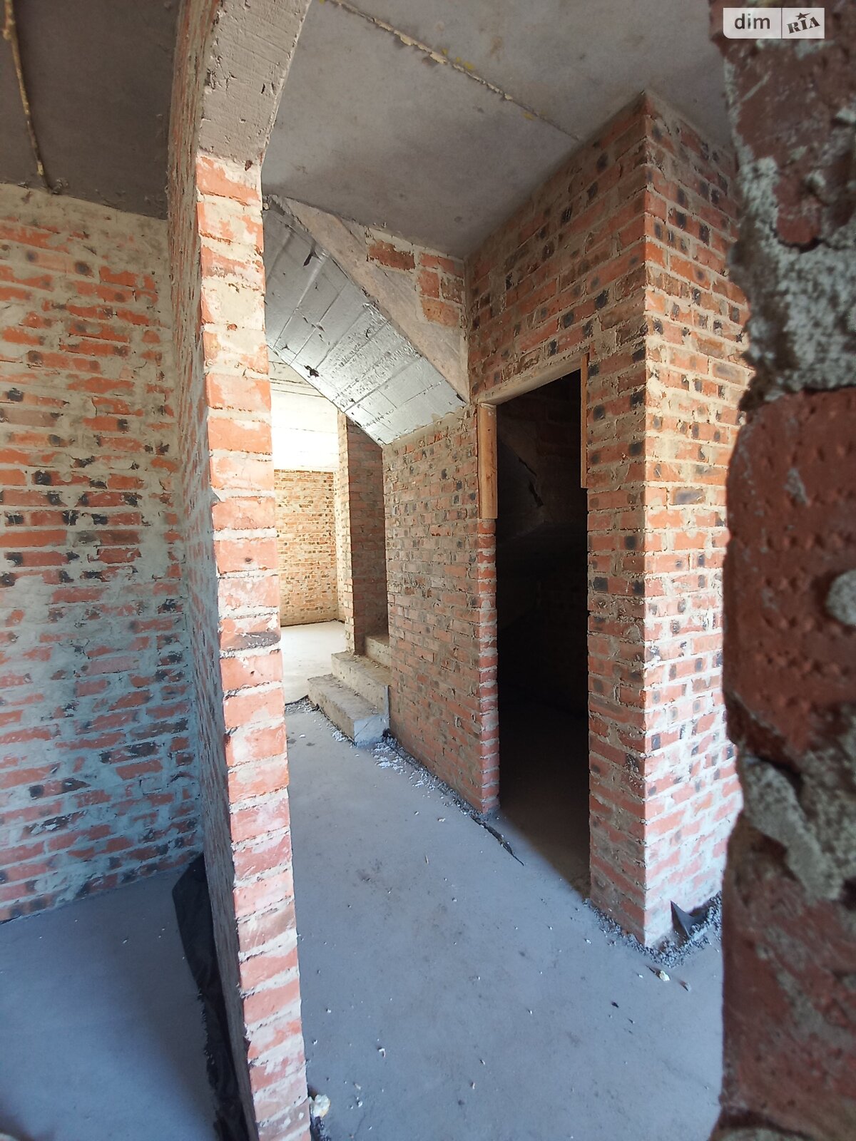 Продажа части дома в Ровно, 4 комнаты фото 1 Продажа части дома в Ровно, 4 комнаты фото 1