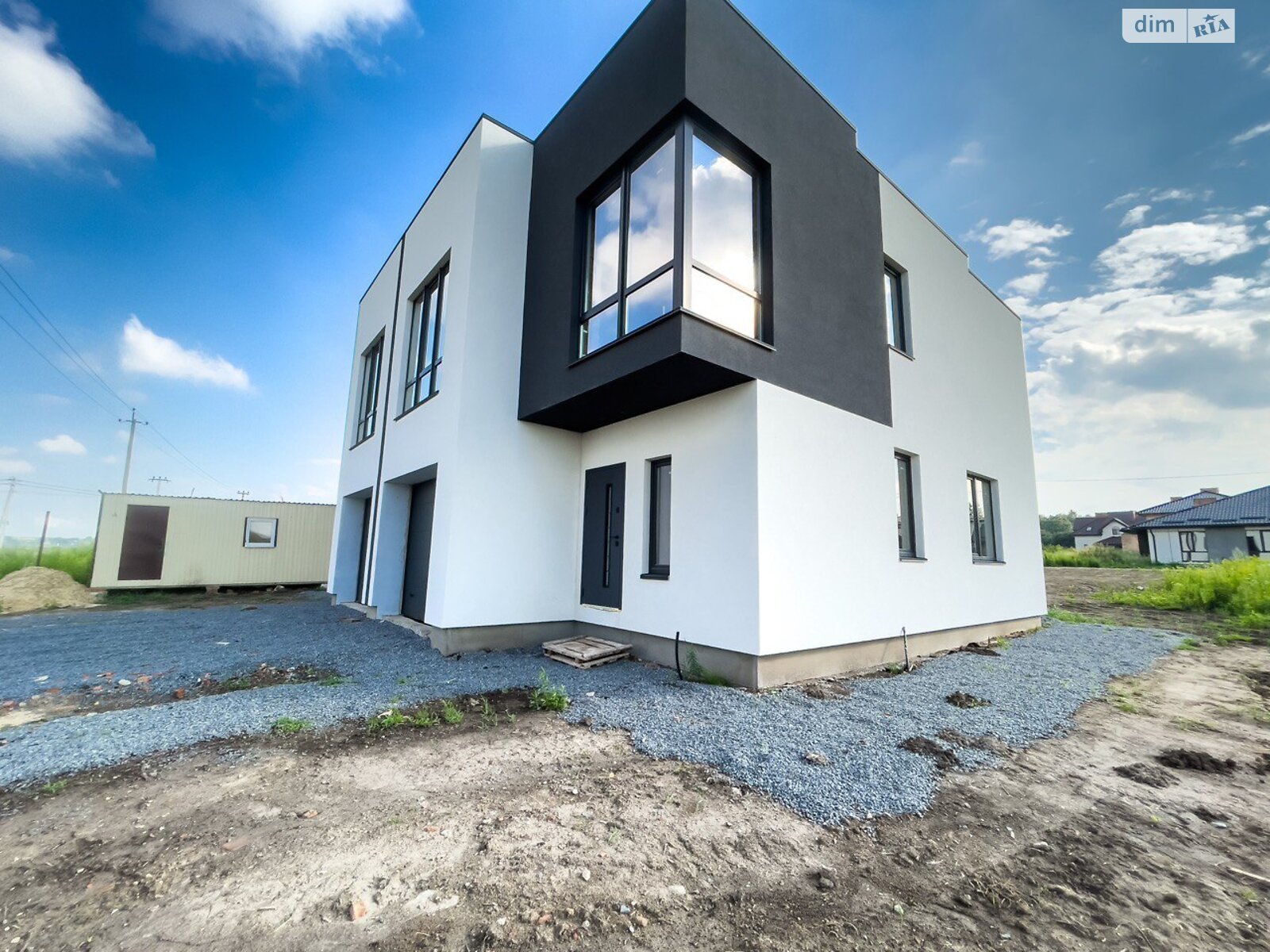 Продажа части дома в Ровно, улица Фабричная, район Ленокомбинат, 4 комнаты фото 1 Продажа части дома в Ровно, улица Фабричная, район Ленокомбинат, 4 комнаты фото 1