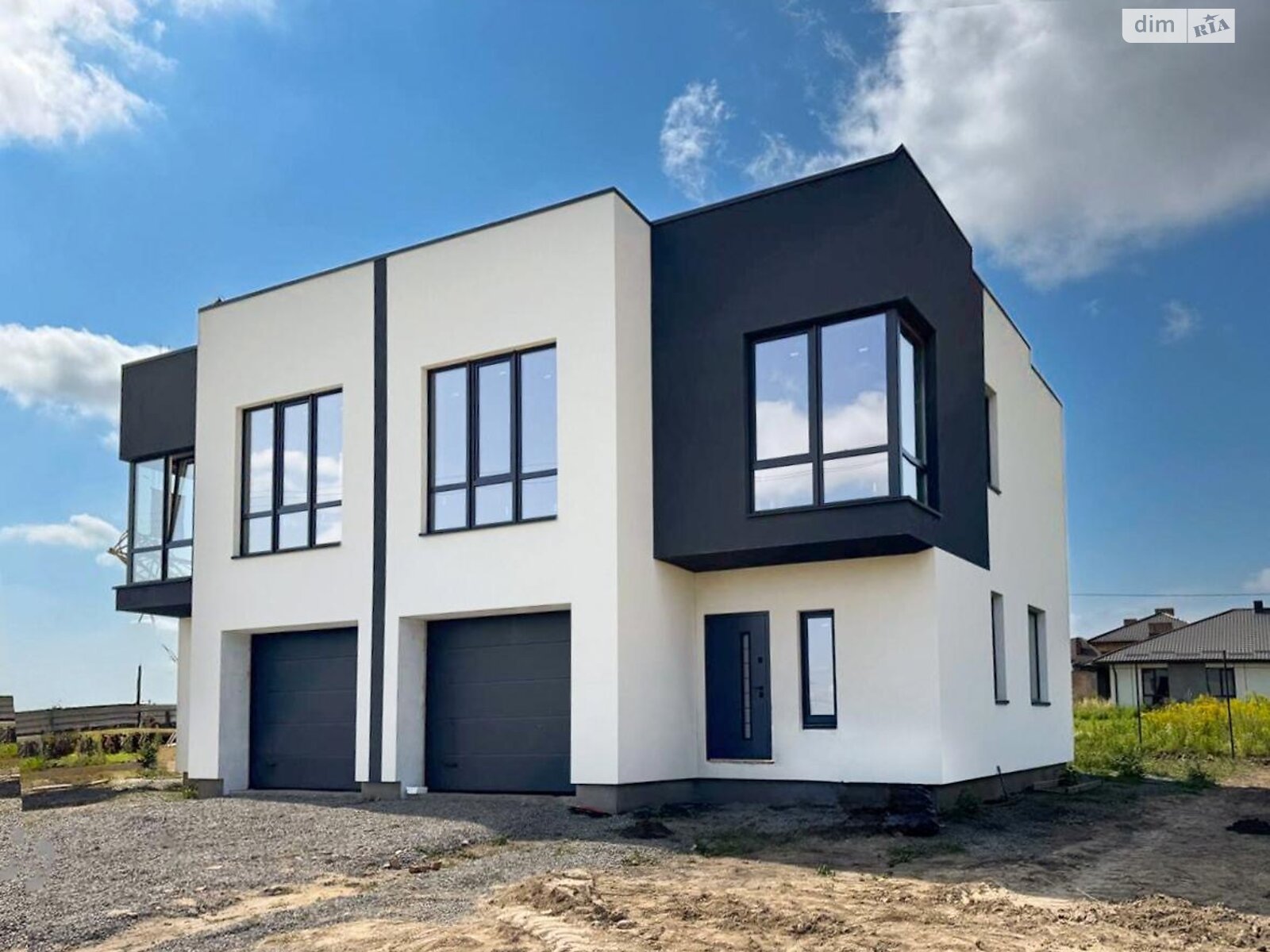 Продажа части дома в Ровно, улица Фабричная, район Ленокомбинат, 4 комнаты фото 1 Продажа части дома в Ровно, улица Фабричная, район Ленокомбинат, 4 комнаты фото 1