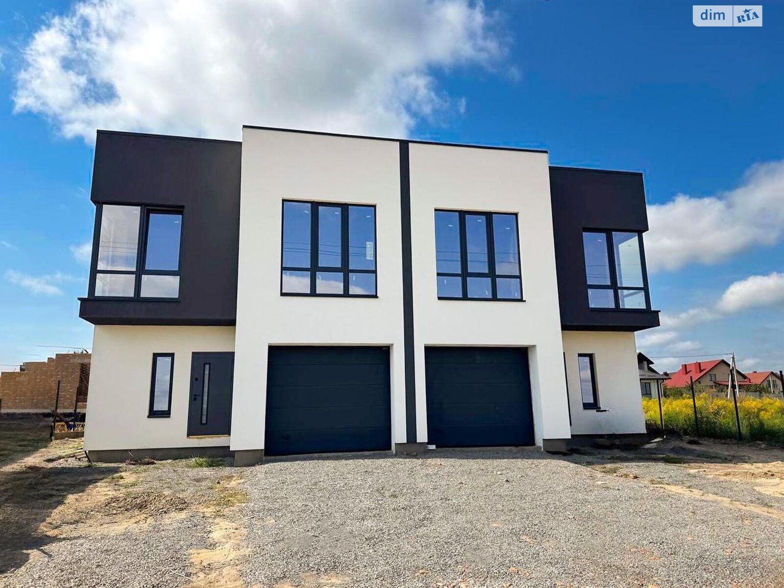 Продажа части дома в Ровно, улица Фабричная, район Ленокомбинат, 4 комнаты фото 1 Продажа части дома в Ровно, улица Фабричная, район Ленокомбинат, 4 комнаты фото 1