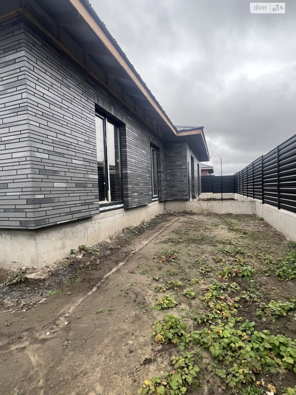 Продажа части дома в Ровно, улица Фабричная, район Ленокомбинат, 3 комнаты фото 1 Продажа части дома в Ровно, улица Фабричная, район Ленокомбинат, 3 комнаты фото 1