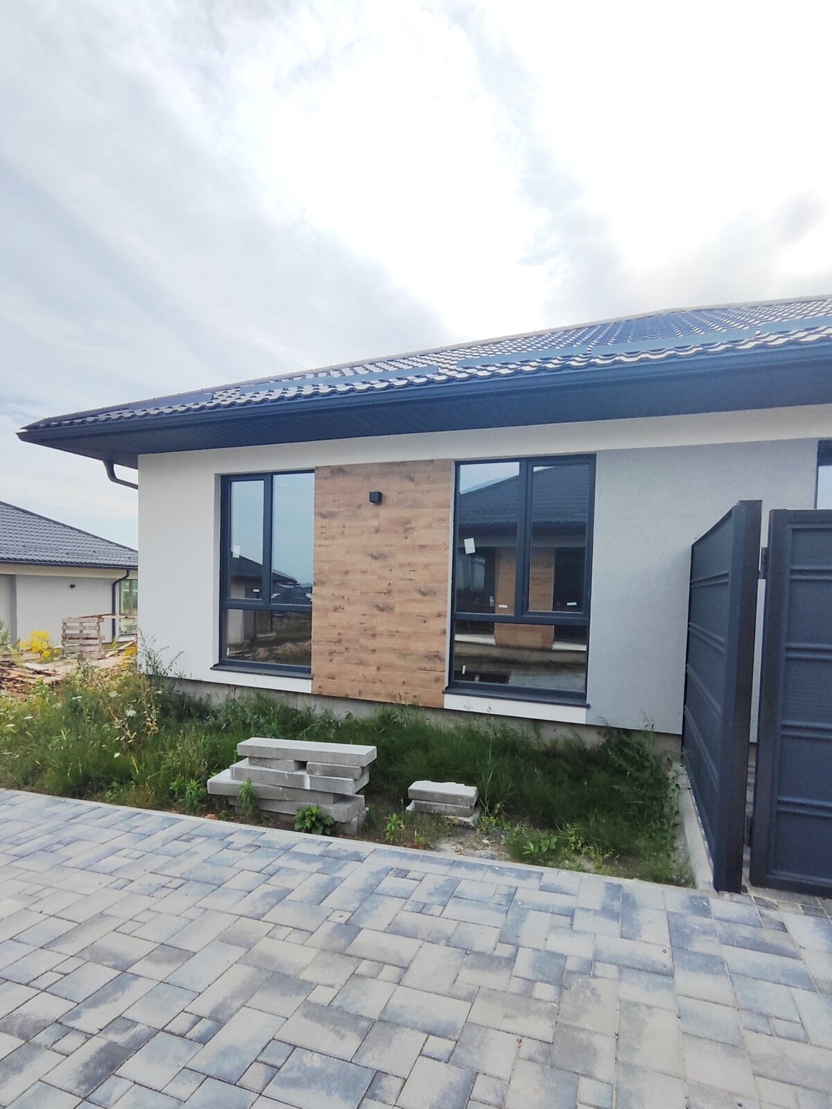 Продажа части дома в Ровно, улица Успешная, район Ленокомбинат, 3 комнаты фото 1 Продажа части дома в Ровно, улица Успешная, район Ленокомбинат, 3 комнаты фото 1