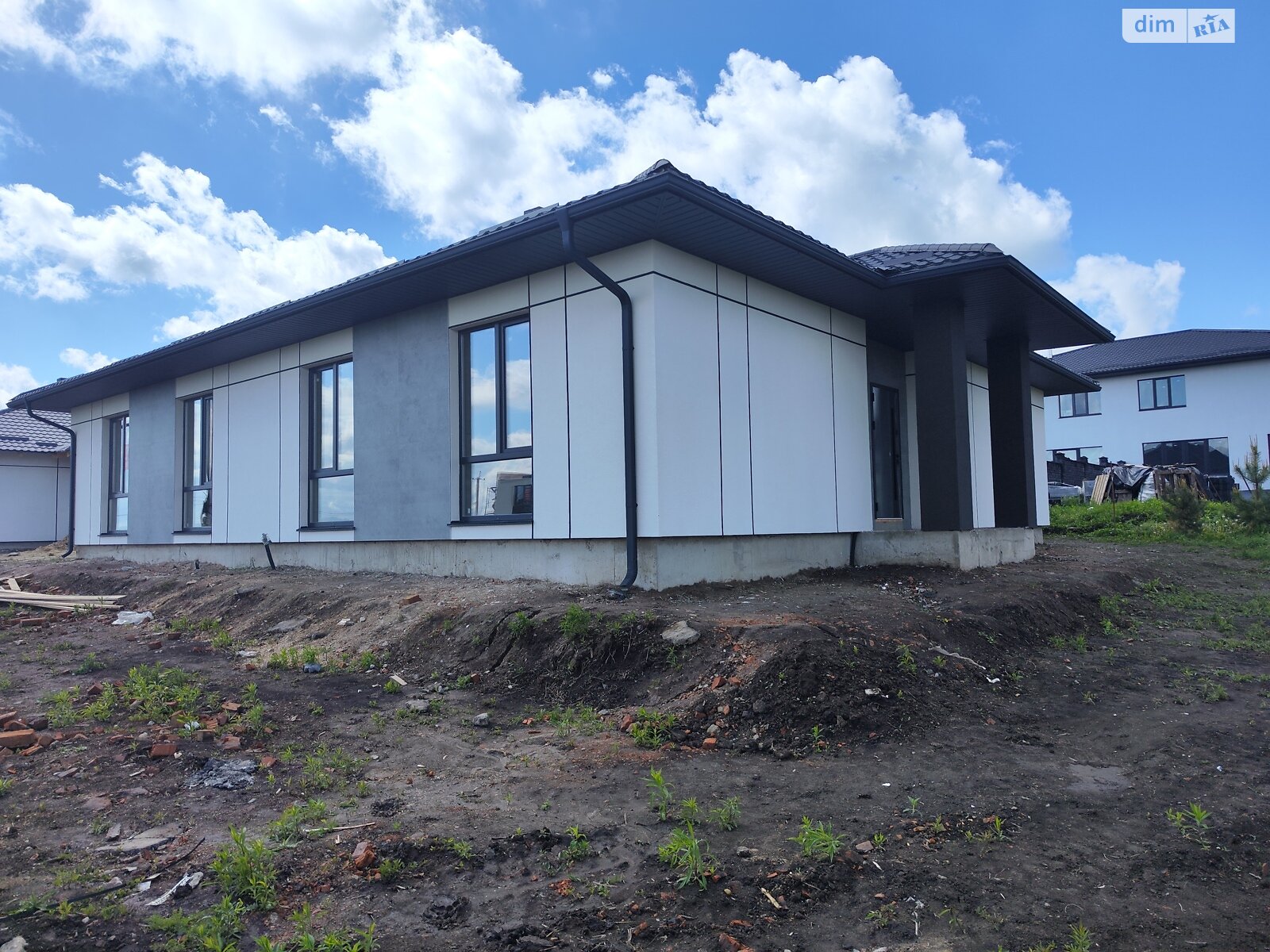 Продаж частини будинку в Рівному, район Льонокомбінат, 4 кімнати фото 1 Продаж частини будинку в Рівному, район Льонокомбінат, 4 кімнати фото 1