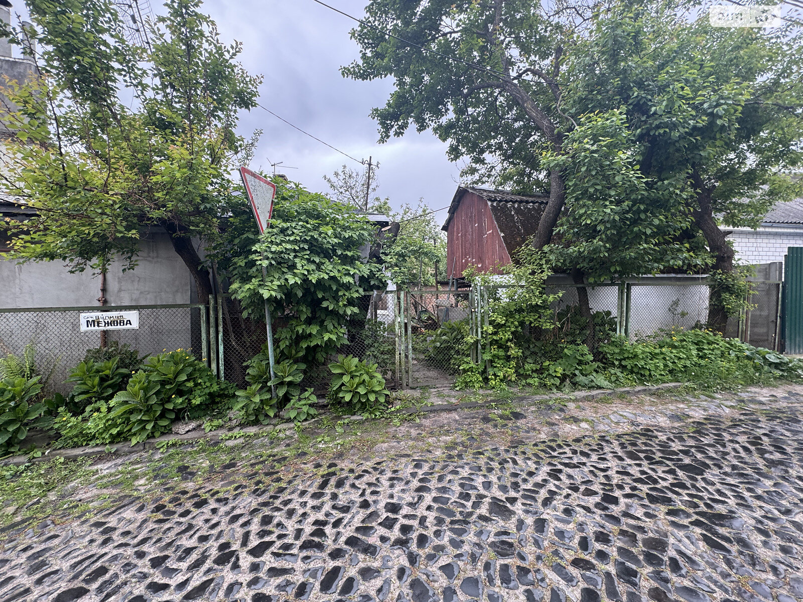 Продаж частини будинку в Рівному, вулиця Межова, 3 кімнати фото 1 Продаж частини будинку в Рівному, вулиця Межова, 3 кімнати фото 1