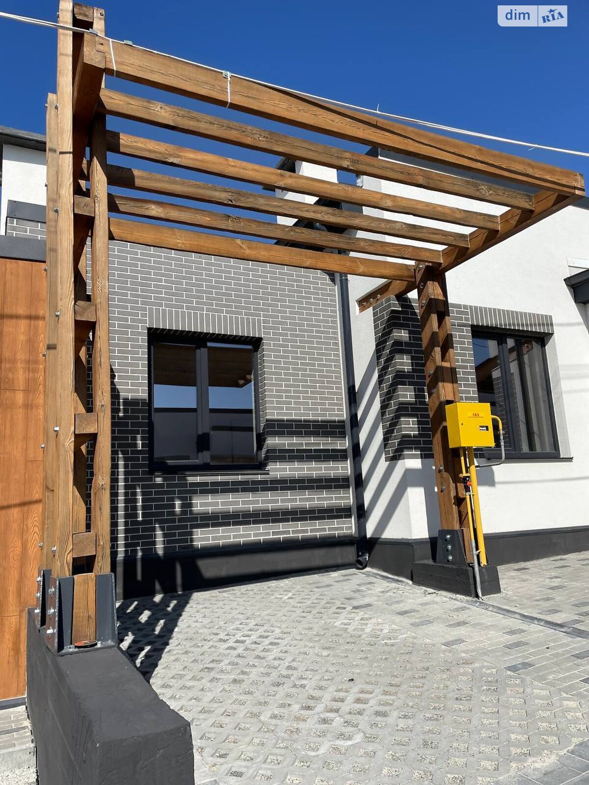 Продажа части дома в Ровно, район Новый Двор, 3 комнаты фото 1 Продажа части дома в Ровно, район Новый Двор, 3 комнаты фото 1