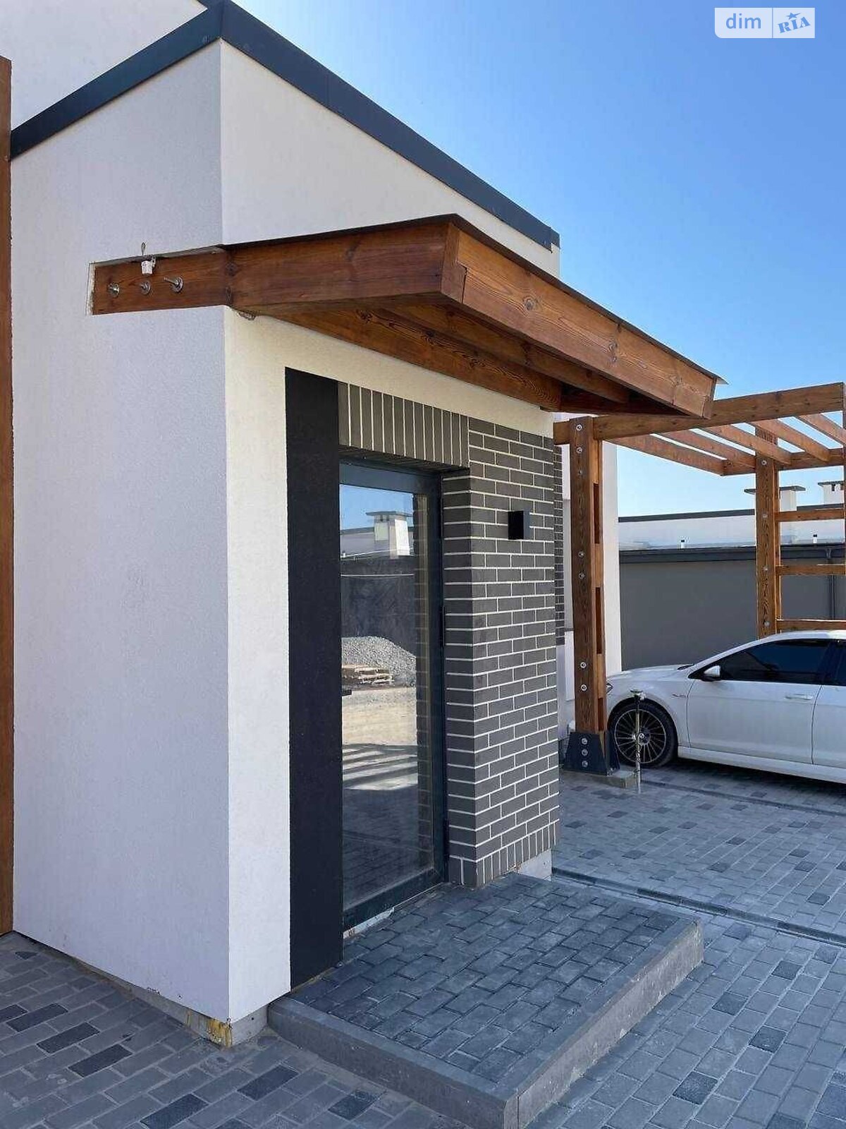 Продажа части дома в Ровно, улица Новодворское, район Новый Двор, 3 комнаты фото 1 Продажа части дома в Ровно, улица Новодворское, район Новый Двор, 3 комнаты фото 1