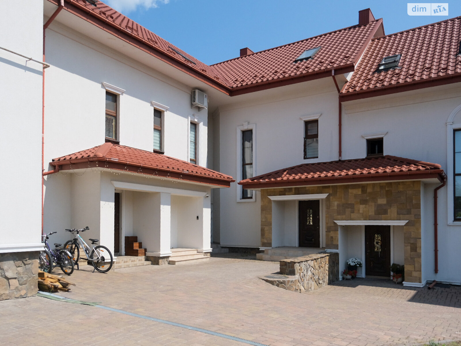 Продажа части дома в Ровно, улица Петра Григоренко, район Новый Двор, 3 комнаты фото 1 Продажа части дома в Ровно, улица Петра Григоренко, район Новый Двор, 3 комнаты фото 1
