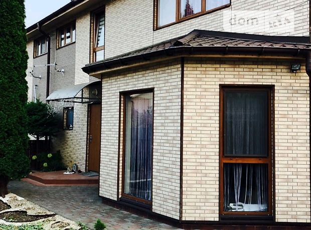 Продажа части дома в Ровно, район Новый Двор, 5 комнат фото 1 Продажа части дома в Ровно, район Новый Двор, 5 комнат фото 1