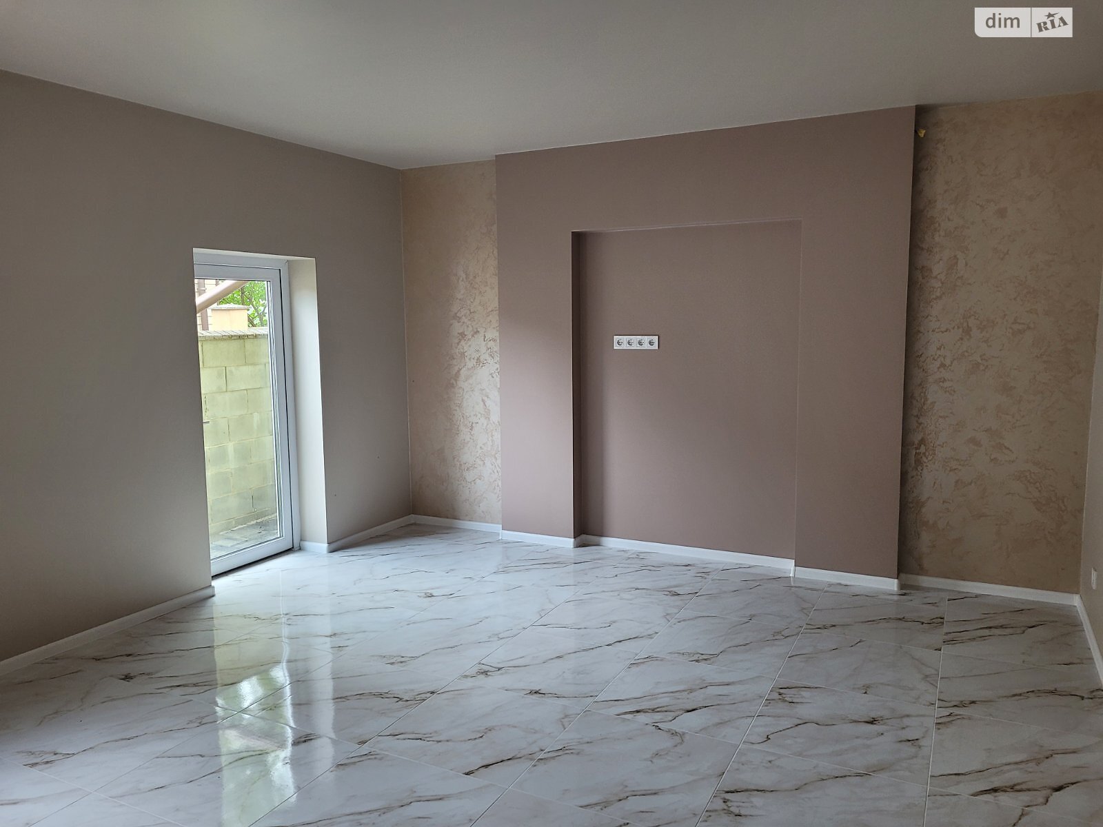 Продажа части дома в Ровно, улица Ясная, район Пивзавод, 2 комнаты фото 1 Продажа части дома в Ровно, улица Ясная, район Пивзавод, 2 комнаты фото 1