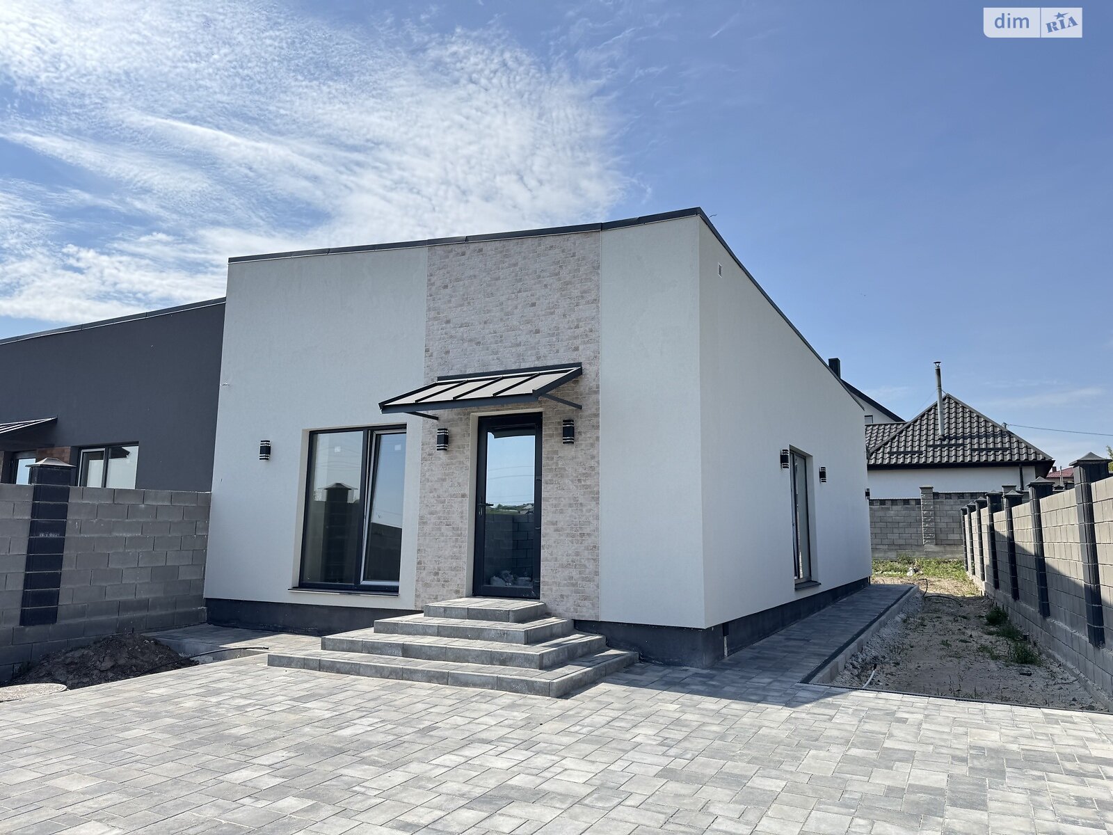 Продажа части дома в Ровно, массив Райский Сад, 3 комнаты фото 1 Продажа части дома в Ровно, массив Райский Сад, 3 комнаты фото 1
